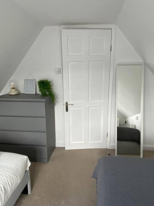 Flat Lode Nook Modern 2 Bed Home With Hot Tub Pool Extérieur photo
